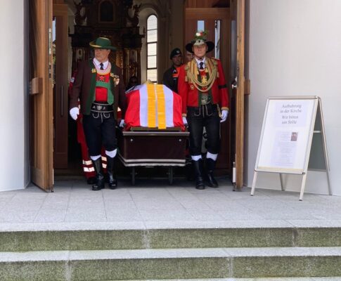 Begräbnis unseres Schützenkuraten Johannes Peter Schiestl